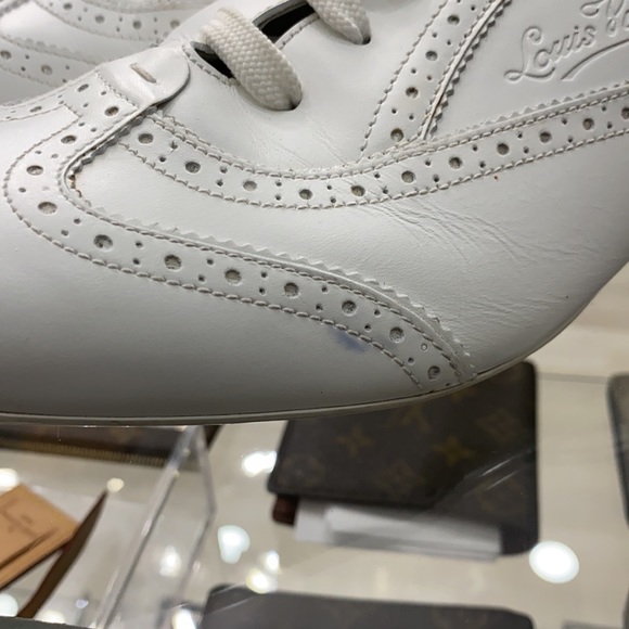 LOUIS VUITTON WINGTIP SNEAKER - Picture 7 of 8